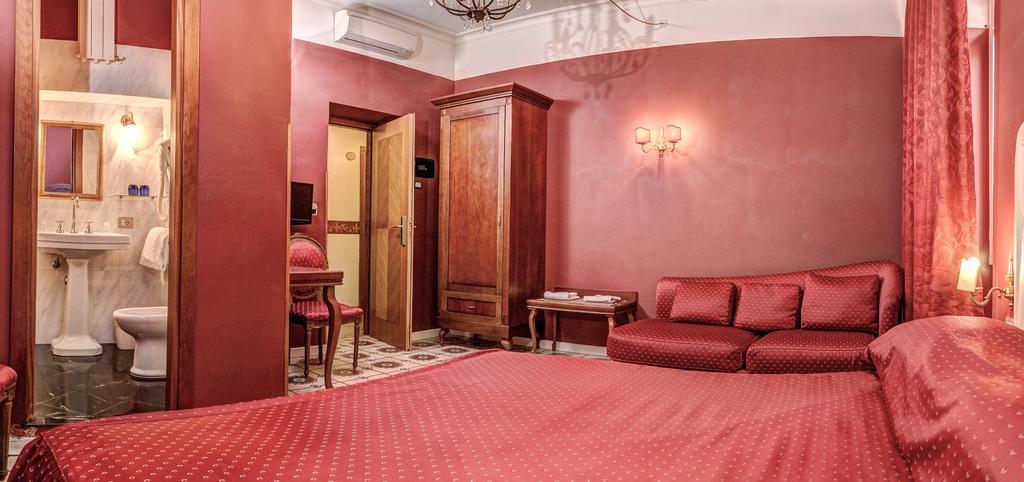 Hotel Foro Imperatori 3*