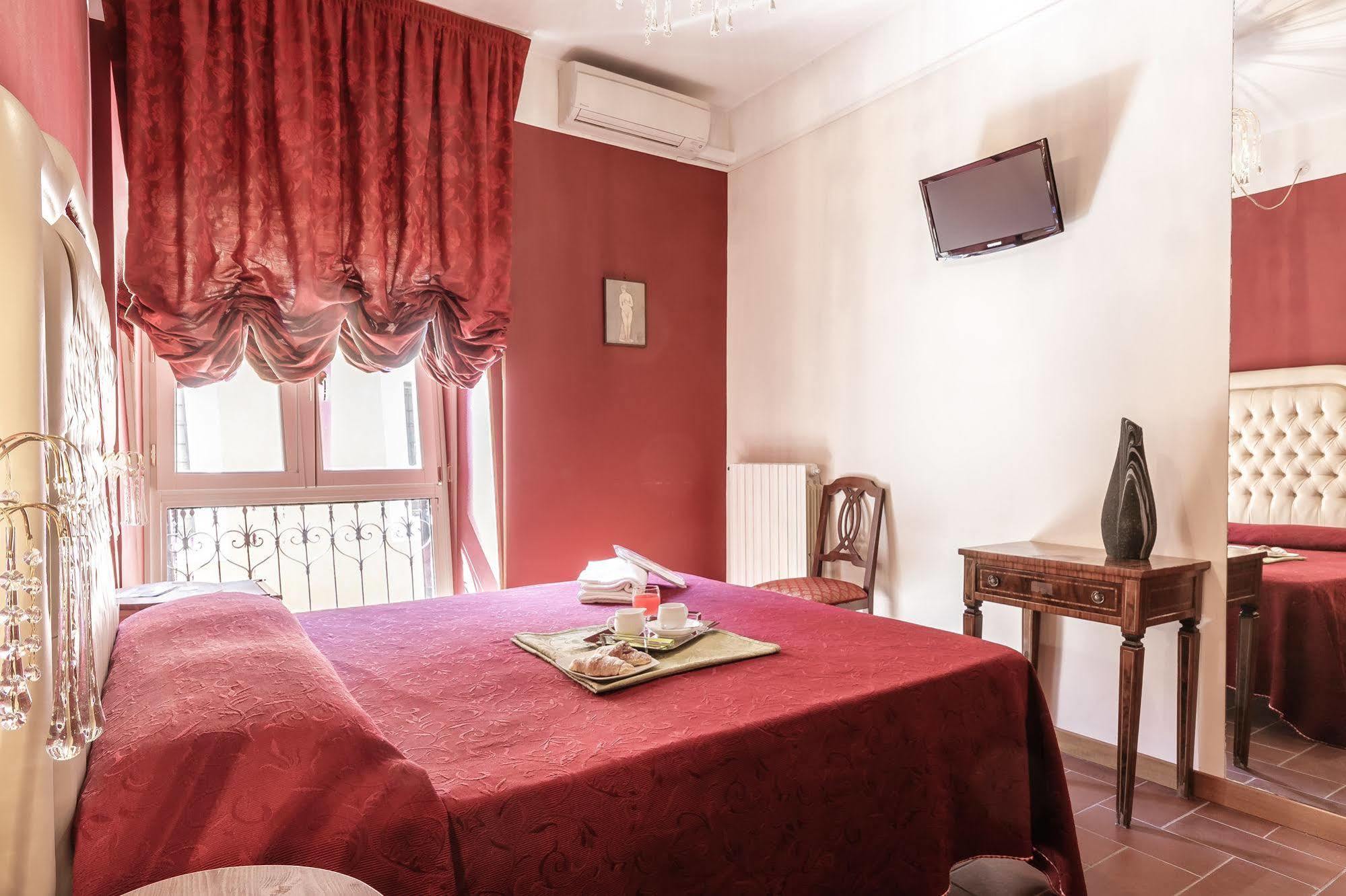 Foro Imperatori Hotel